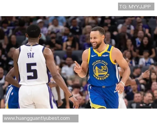 库里新赛季力争突破180俱乐部助教强调这是个人标杆非最终目标 库里新赛季力争突破180俱乐部助教强调这是个人标杆非最终目标