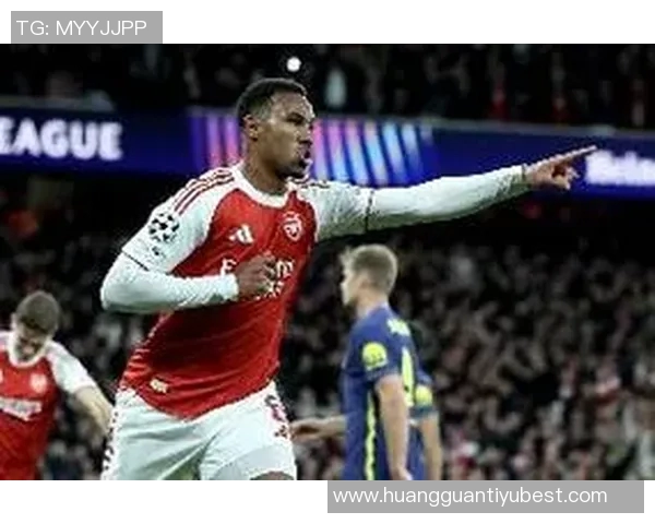 英超中卫评分榜揭晓加布里埃尔领跑格伊紧随其后查洛巴位列第三